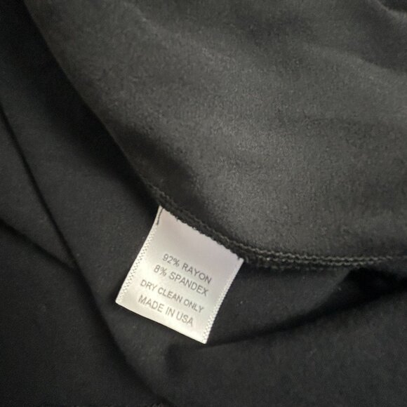 Harari Womens Long Sleeve Floral Print Boat Neck Top Medium Black Red Stretch - Picture 4 of 7